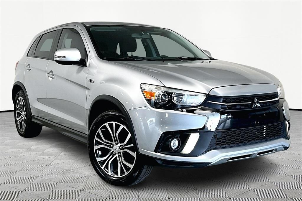 2019 Mitsubishi Outlander Sport SE — photo 1 of 59