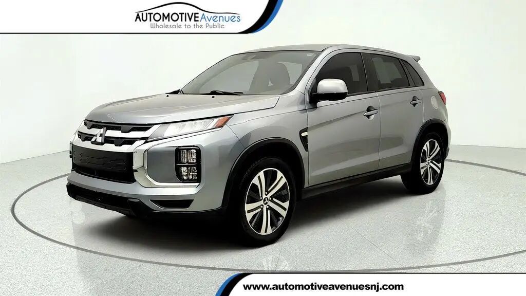 2021 Mitsubishi Outlander Sport S — photo 1 of 33