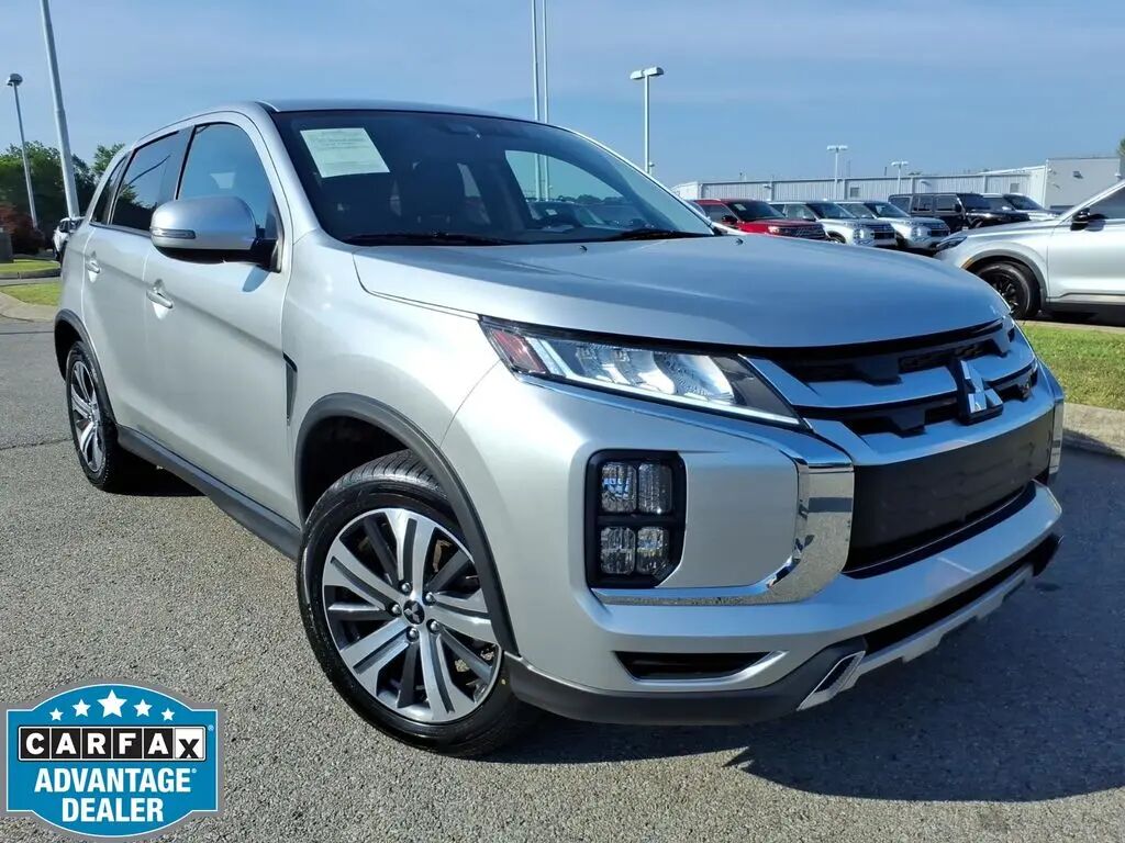 2022 Mitsubishi Outlander Sport SE — photo 1 of 13