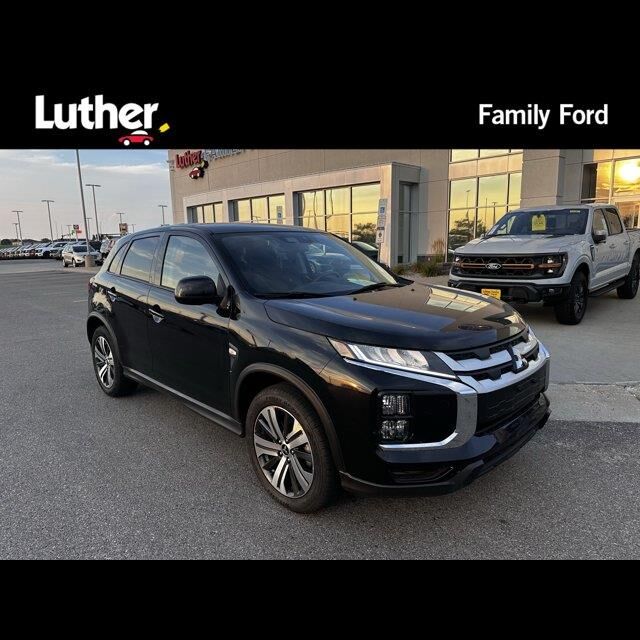 2024 Mitsubishi Outlander Sport S — photo 1 of 47