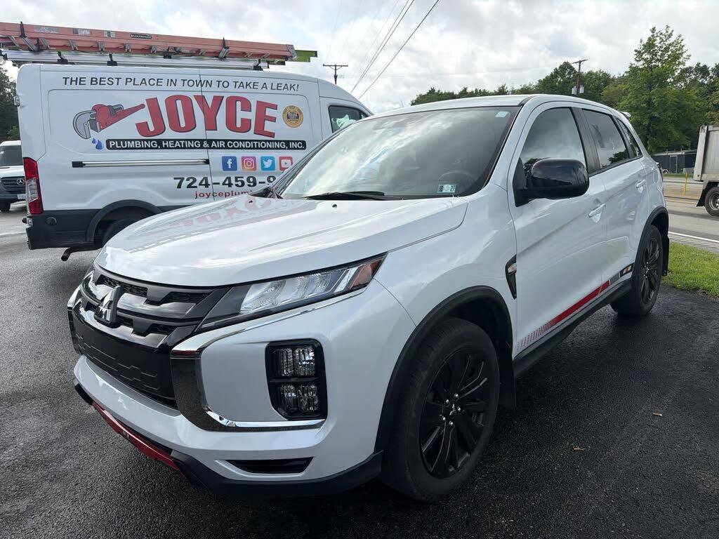 2024 Mitsubishi Outlander Sport S — photo 1 of 1