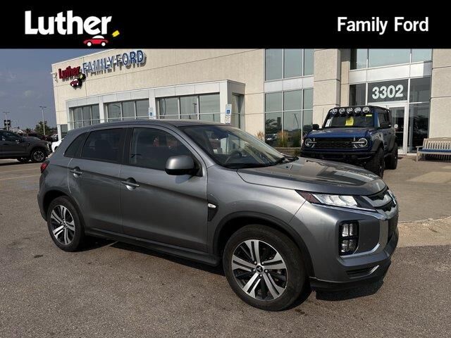 2025 Mitsubishi Outlander Sport S — photo 1 of 29