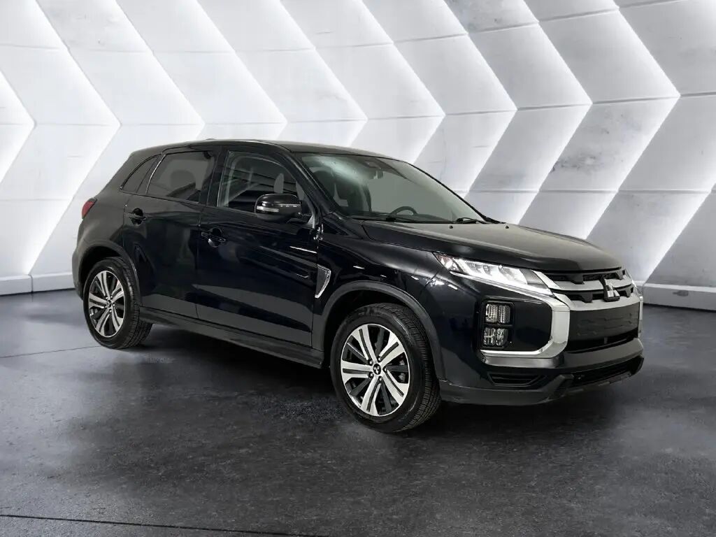 2024 Mitsubishi Outlander Sport S — photo 1 of 13