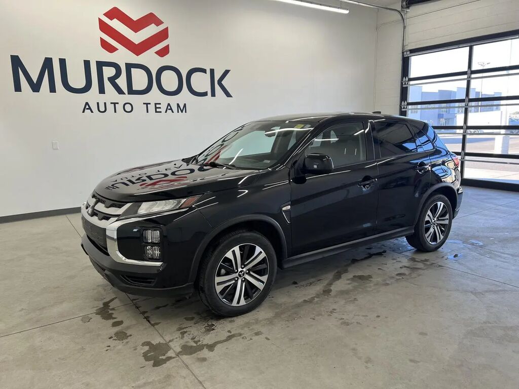 2025 Mitsubishi Outlander Sport S — photo 1 of 13