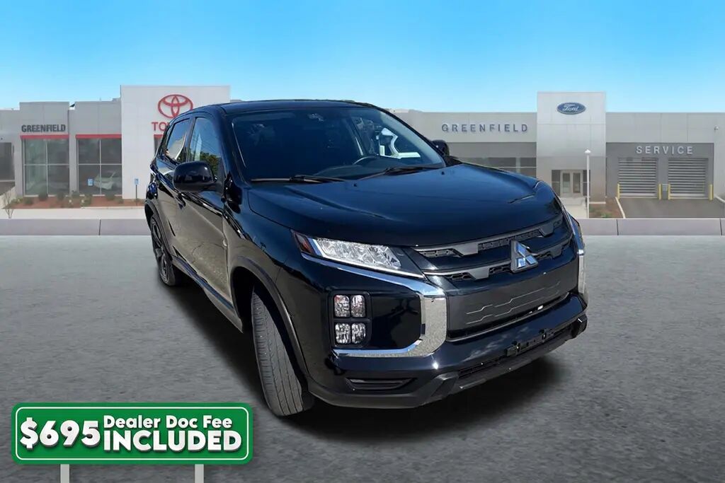 2025 Mitsubishi Outlander Sport S — photo 1 of 13
