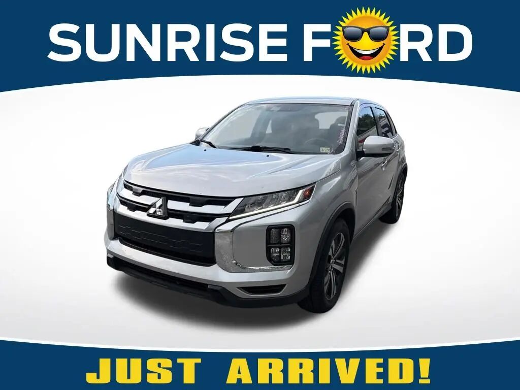2024 Mitsubishi Outlander Sport S — photo 1 of 26