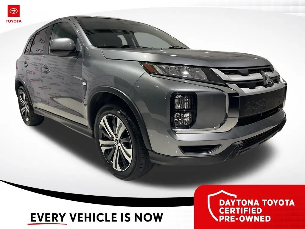 2025 Mitsubishi Outlander Sport S — photo 1 of 13