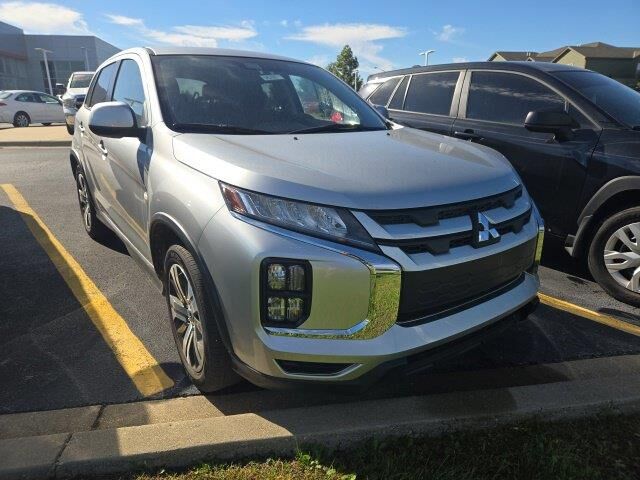 2025 Mitsubishi Outlander Sport S — photo 1 of 3