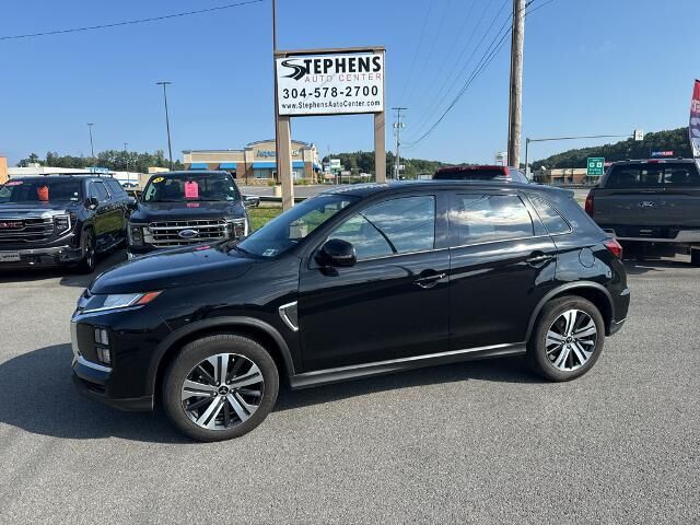 2025 Mitsubishi Outlander Sport S — photo 1 of 26