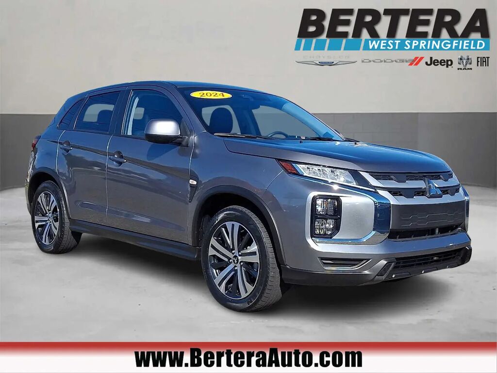 2024 Mitsubishi Outlander Sport S — photo 1 of 13
