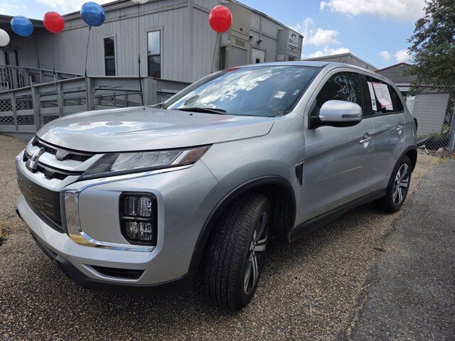 2025 Mitsubishi Outlander Sport 2.0 SE — photo 1 of 1