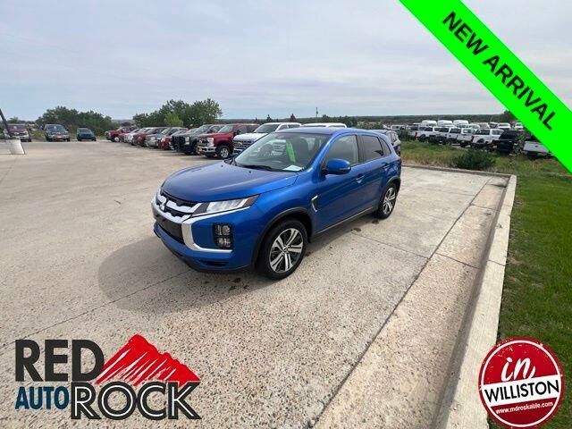 2024 Mitsubishi Outlander Sport S — photo 1 of 26