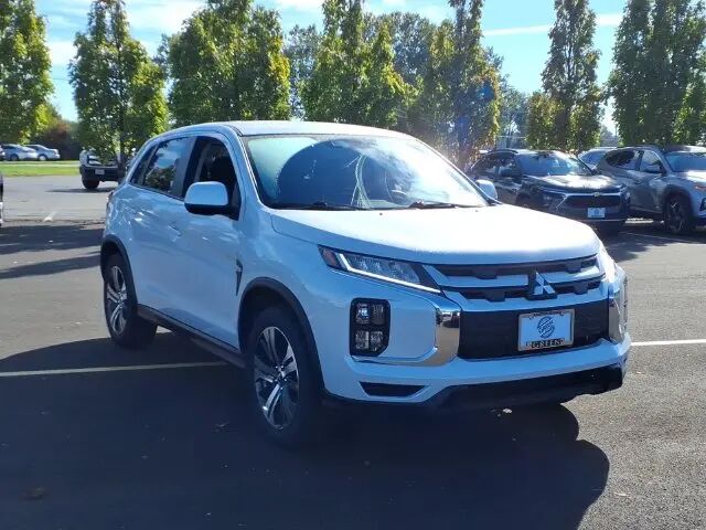 2025 Mitsubishi Outlander Sport S