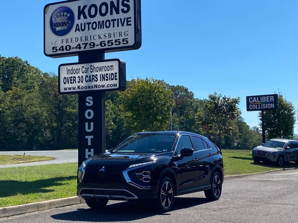 2025 Mitsubishi Eclipse Cross — photo 1 of 13