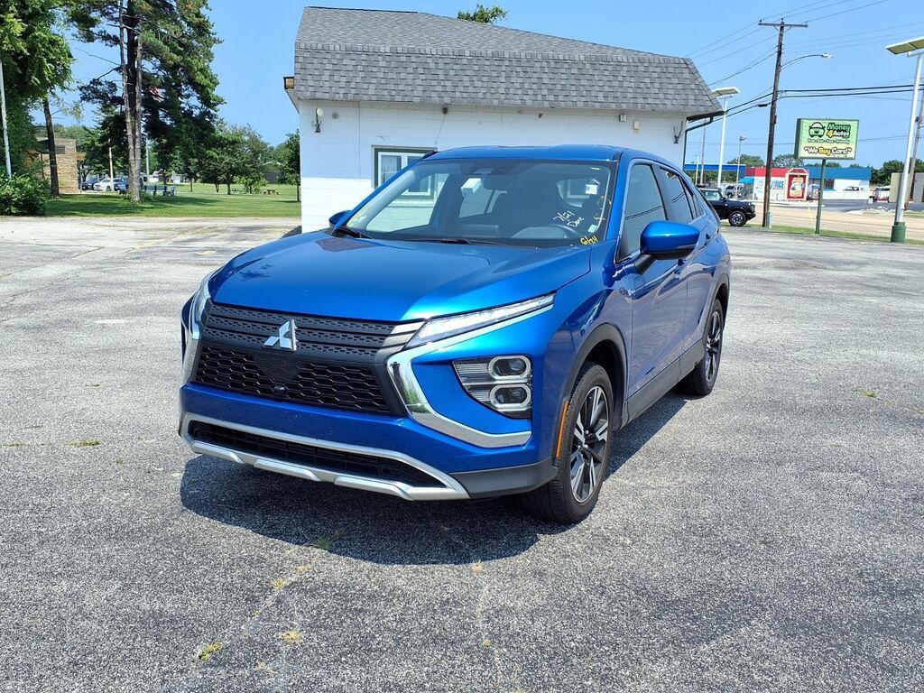 2024 Mitsubishi Eclipse Cross SE — photo 1 of 4