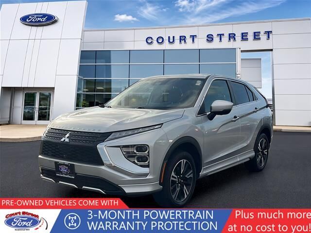 2024 Mitsubishi Eclipse Cross SE — photo 1 of 13