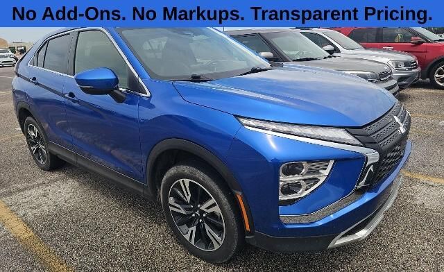 2024 Mitsubishi Eclipse Cross SE — photo 1 of 28
