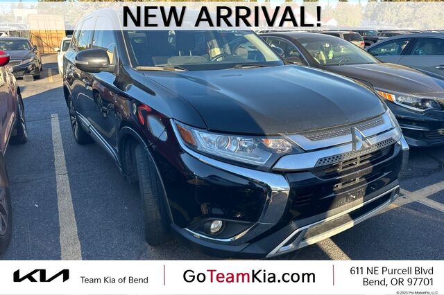 2020 Mitsubishi Outlander ES