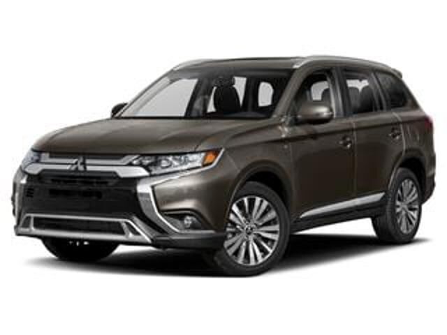2019 Mitsubishi Outlander LE — photo 1 of 1