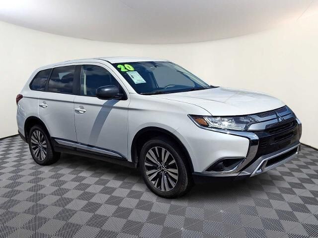 2020 Mitsubishi Outlander ES