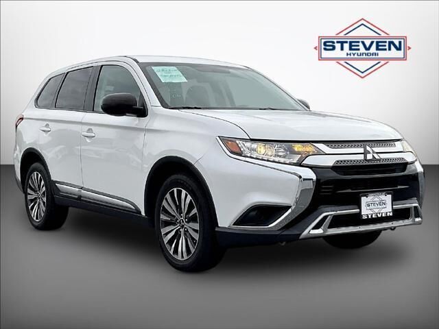 2020 Mitsubishi Outlander ES
