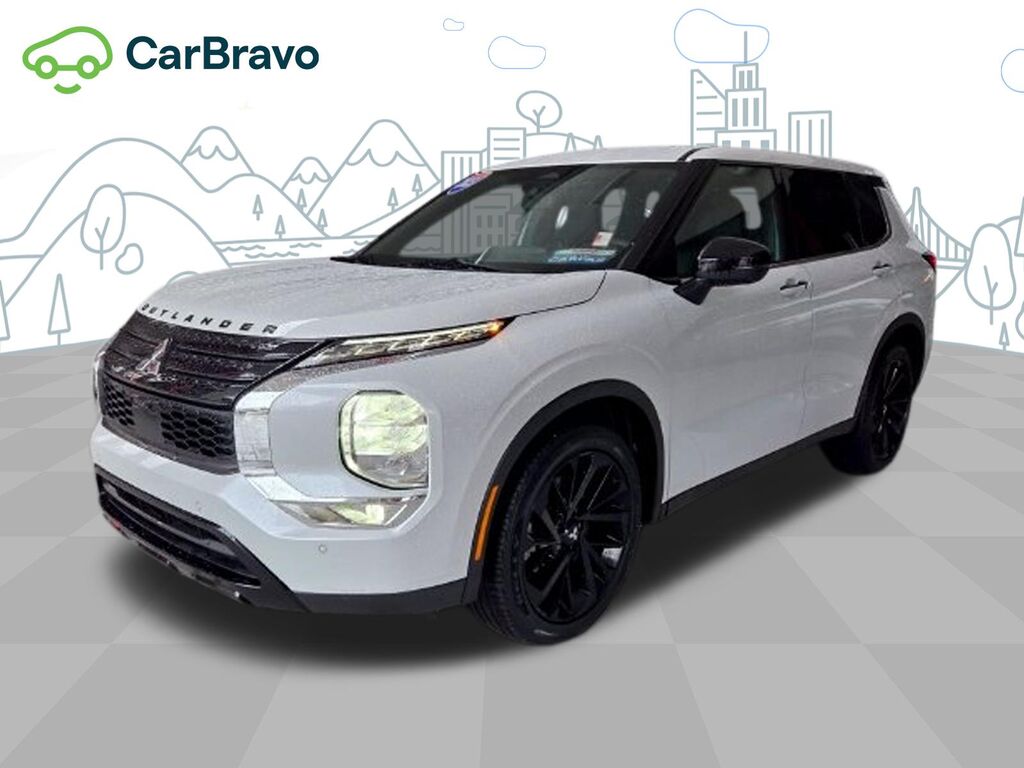 2023 Mitsubishi Outlander SE Black Edition 2WD — photo 1 of 7
