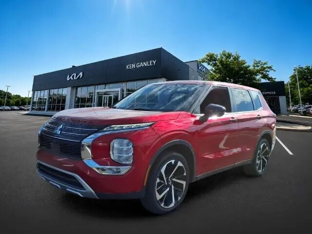 2022 Mitsubishi Outlander SE