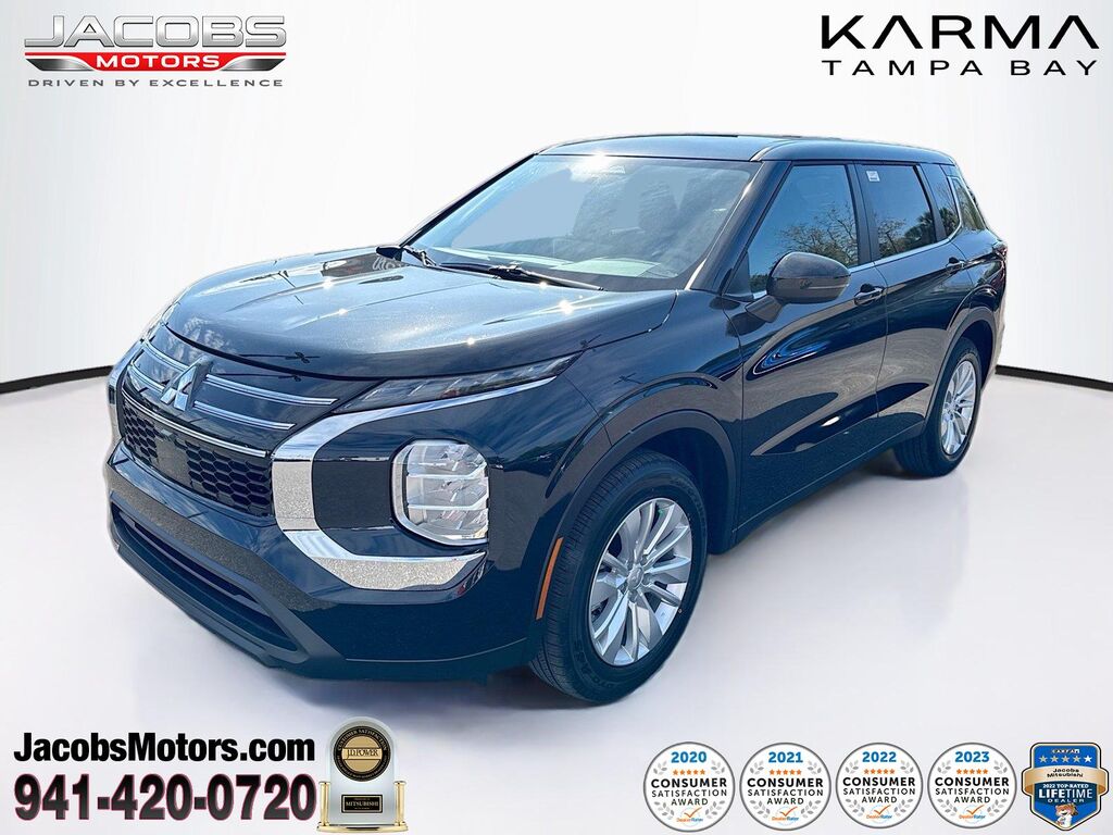 2026 Mitsubishi Outlander ES — photo 1 of 6