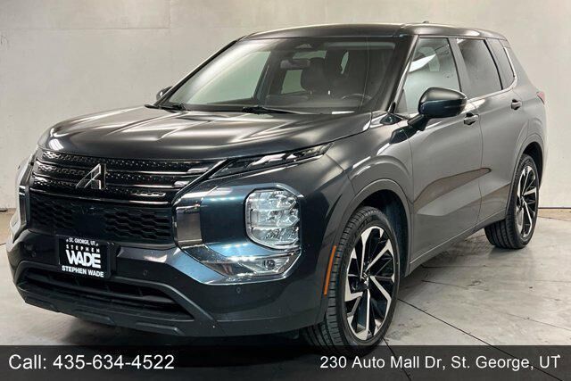 2024 Mitsubishi Outlander SE — photo 1 of 26