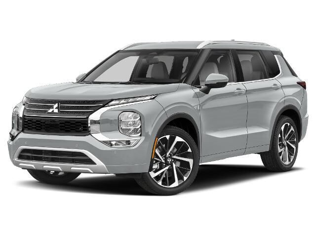 2022 Mitsubishi Outlander SEL — photo 1 of 1