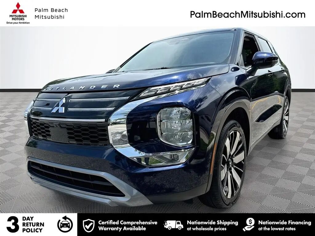 2025 Mitsubishi Outlander SE — photo 1 of 24