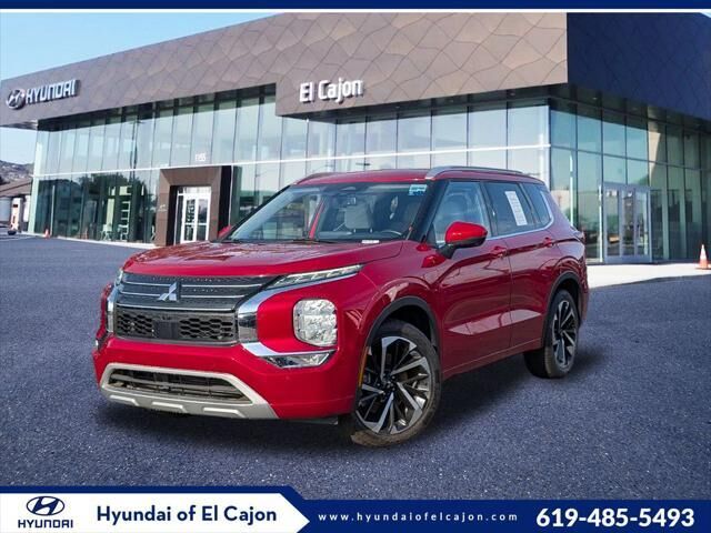2023 Mitsubishi Outlander SEL