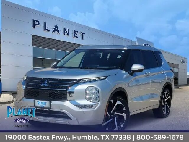2023 Mitsubishi Outlander SEL