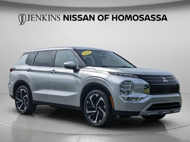 2024 Mitsubishi Outlander SE