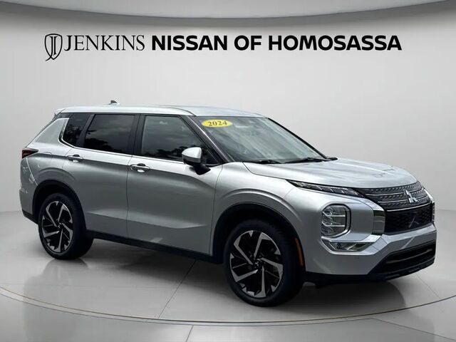 2024 Mitsubishi Outlander SE
