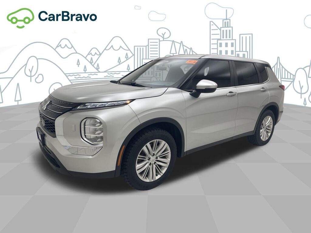 2022 Mitsubishi Outlander ES 2.5 S-AWC — photo 1 of 6