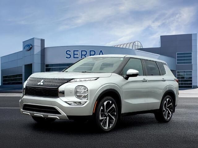 2023 Mitsubishi Outlander SE
