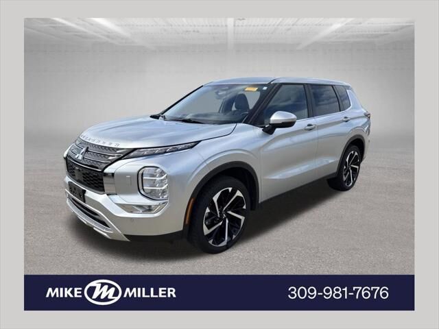 2023 Mitsubishi Outlander SE