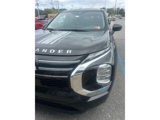 2025 Mitsubishi Outlander ES