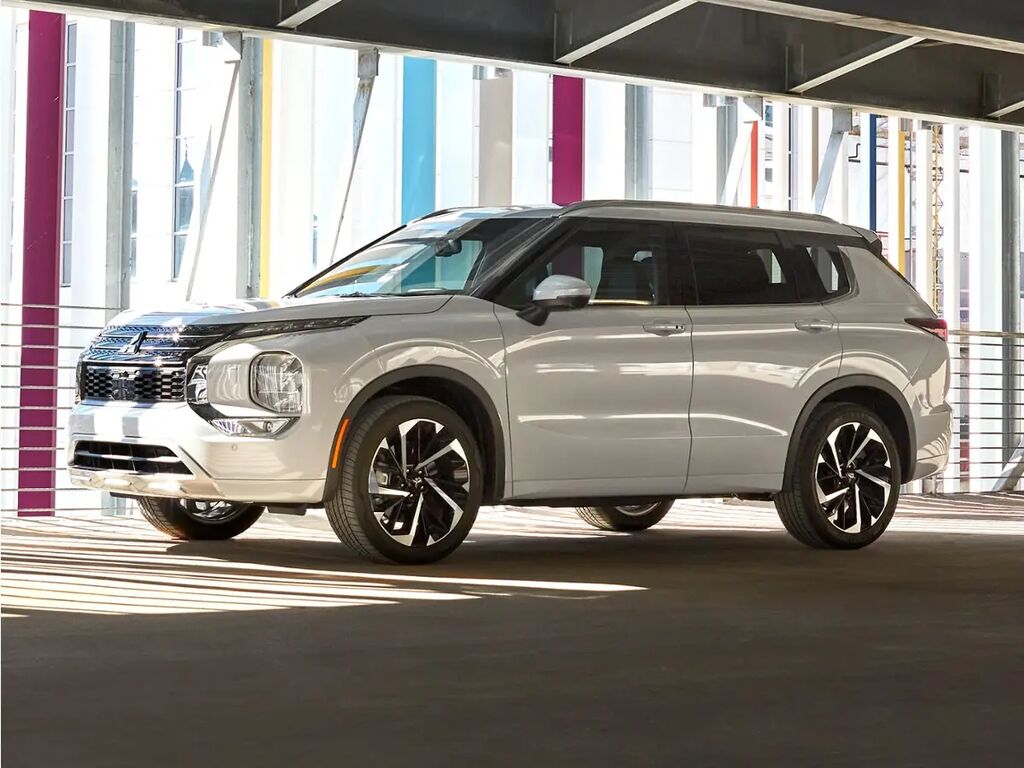 2022 Mitsubishi Outlander SEL — photo 1 of 1