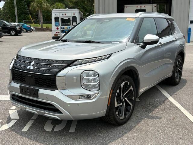 2022 Mitsubishi Outlander SEL