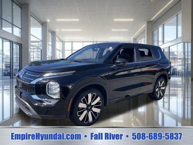2025 Mitsubishi Outlander SE