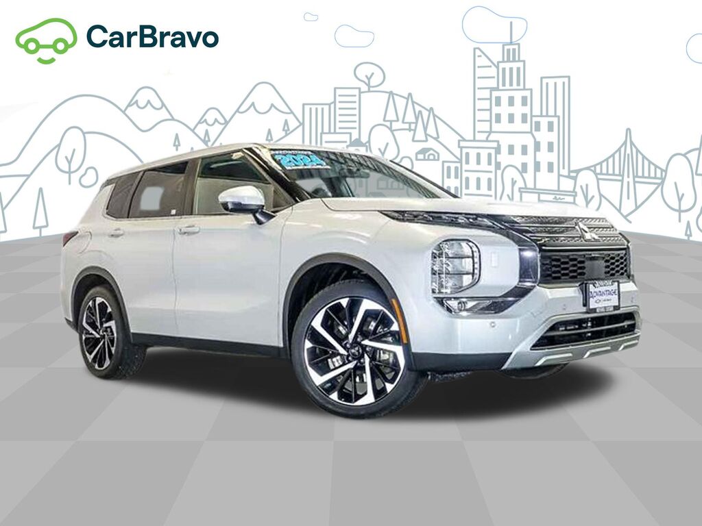 2024 Mitsubishi Outlander SE — photo 1 of 6