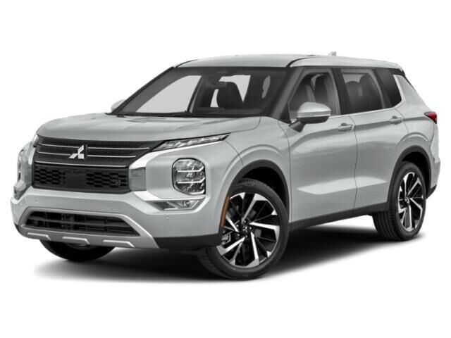 2024 Mitsubishi Outlander SE — photo 1 of 2