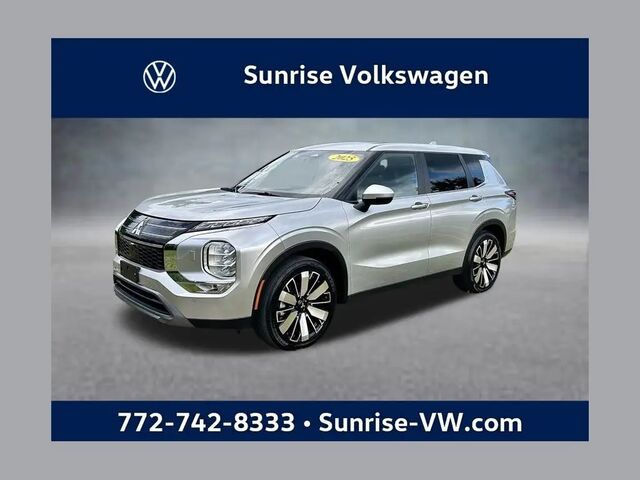 2025 Mitsubishi Outlander SE