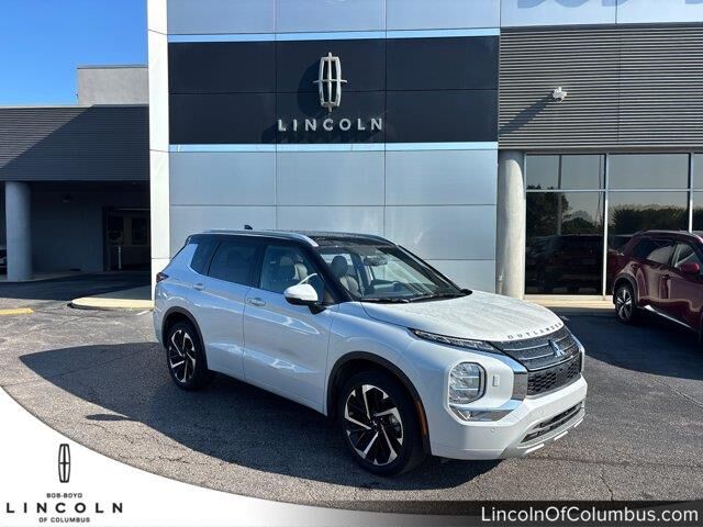 2024 Mitsubishi Outlander SEL — photo 1 of 26