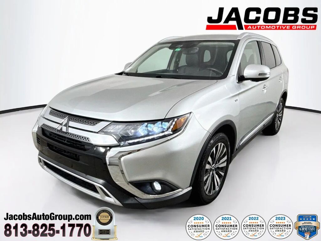 2020 Mitsubishi Outlander GT — photo 1 of 13