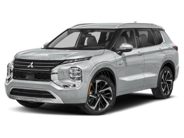 2023 Mitsubishi Outlander PHEV SEL — photo 1 of 13