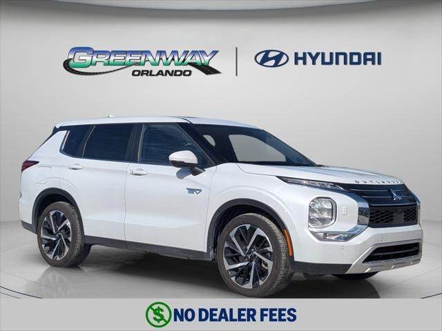2025 Mitsubishi Outlander PHEV SE
