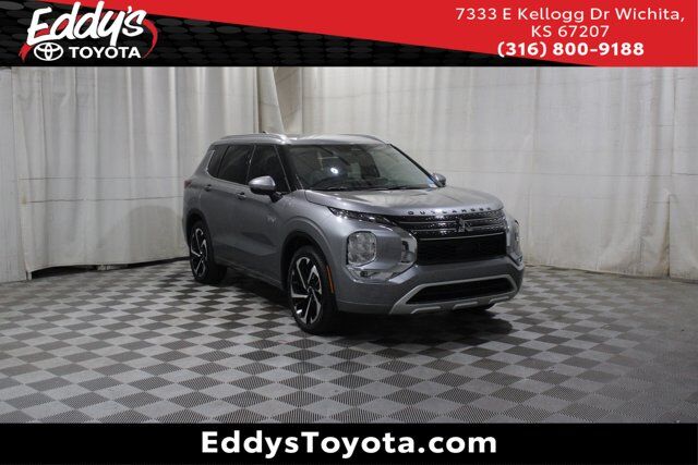 2023 Mitsubishi Outlander PHEV SEL — photo 1 of 13